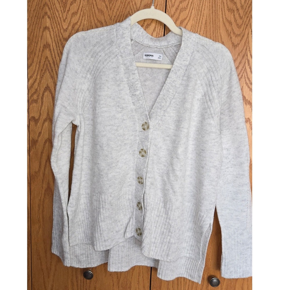 Sonoma size Medium petite Gray Heather V-Neck Button Cardigan Sweater